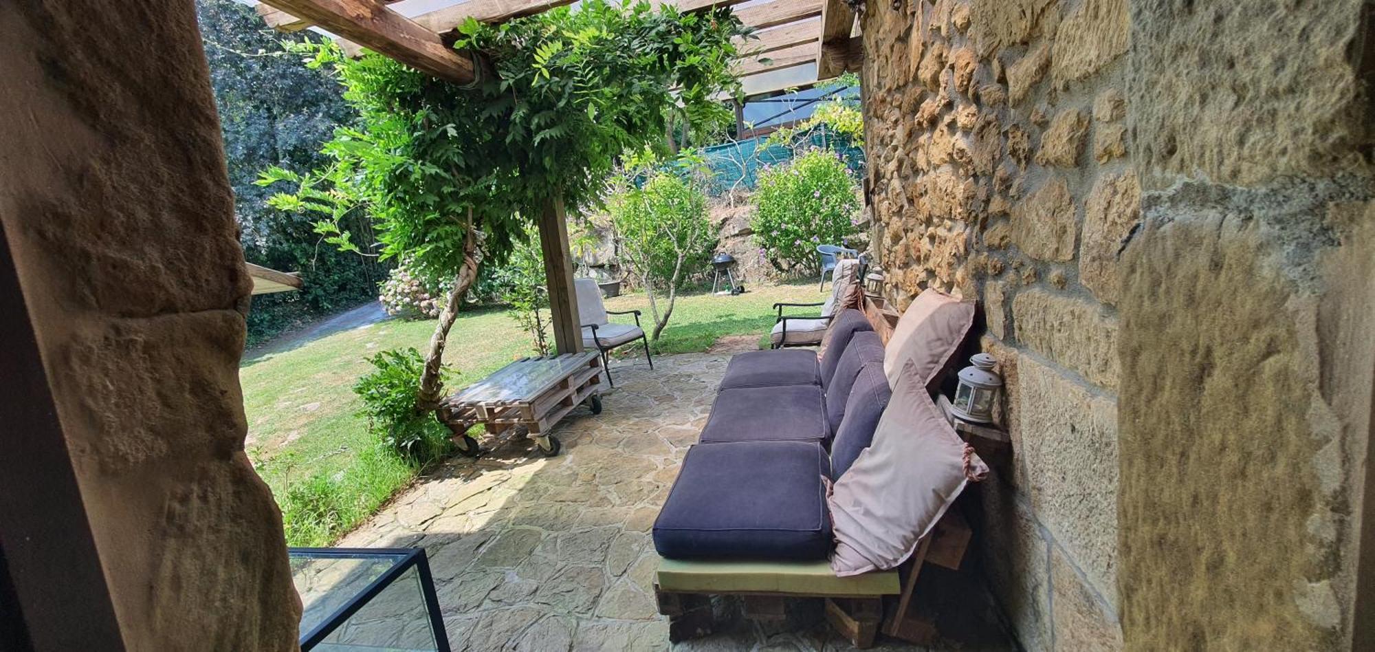 Hostal Fuente de Güelo San Bartolomé de Meruelo Exterior foto