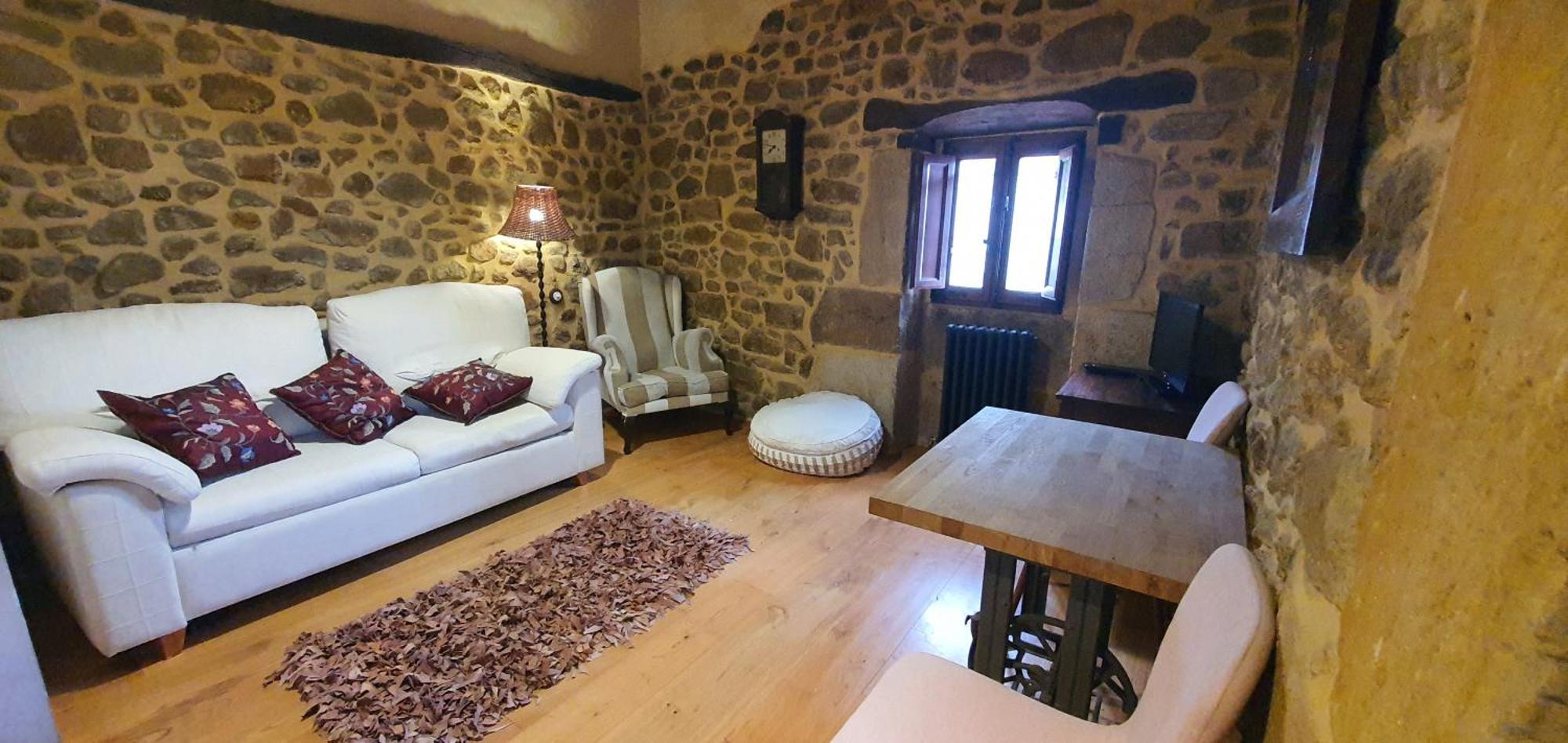 Hostal Fuente de Güelo San Bartolomé de Meruelo Exterior foto
