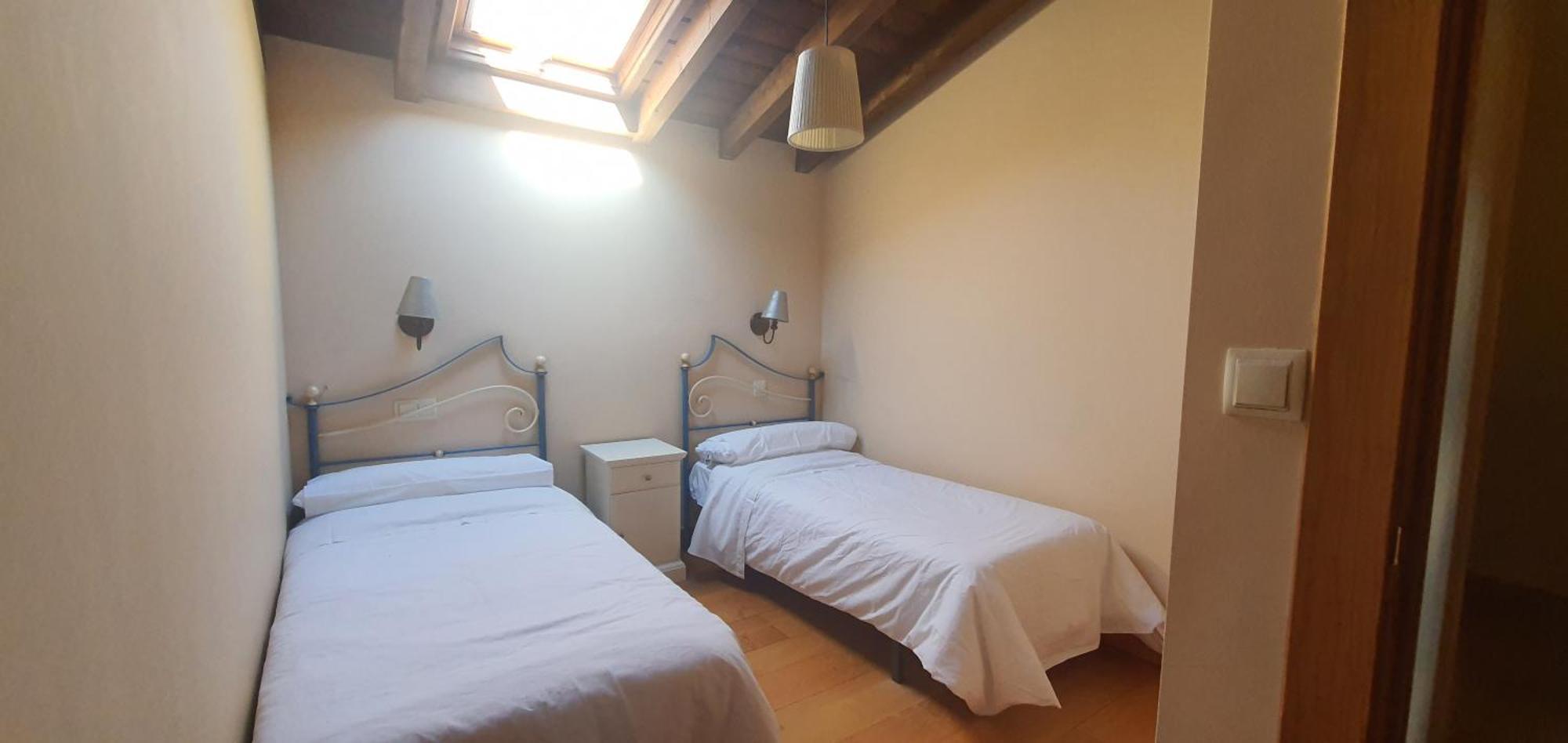 Hostal Fuente de Güelo San Bartolomé de Meruelo Exterior foto